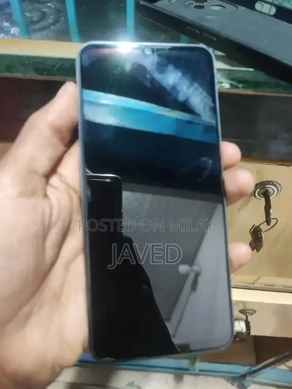 Realme C35 Smartphone - Compact 4/128GB Dual SIM Device