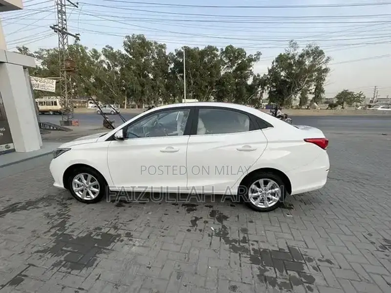 Alsvin Luminare 2022 Sedan - Low Mileage First-Hand Vehicle