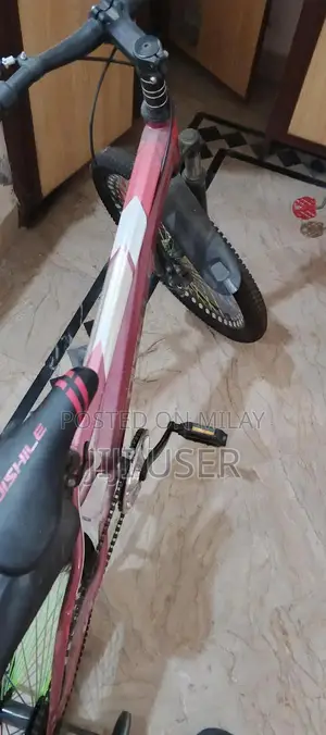 Brand New Bicycle - Excellent Condition Minimal Use