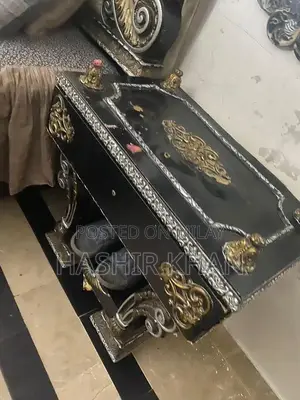 Wooden Bedroom Set with King Size Bed and 4-Door Cupboard