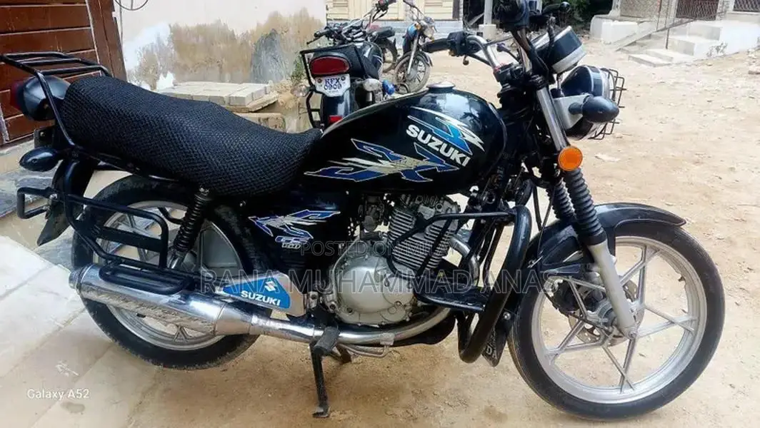 Suzuki GS 150 SE Motorcycle - Premium Condition