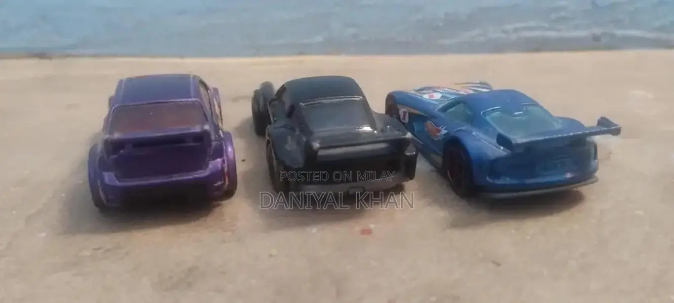 Hot Wheels Metal Toy Cars Collection - Small Vehicle Set