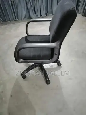 Photo - Comfortable Executive Revolving Office Chair