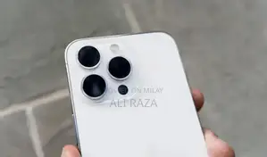 Apple iPhone 13 Smartphone - Premium Mobile Device