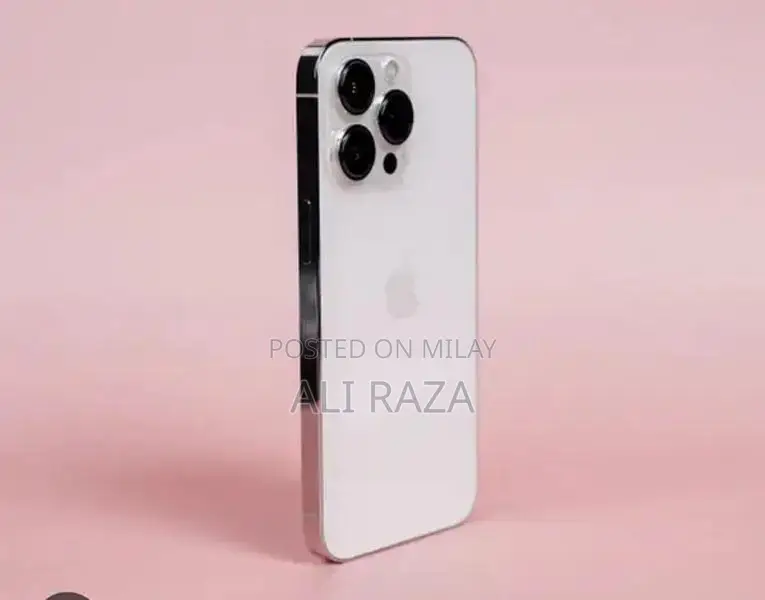 Apple iPhone 13 Smartphone - Premium Mobile Device