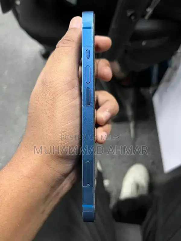 Apple iPhone 13 - 128GB Smartphone with Excellent Condition