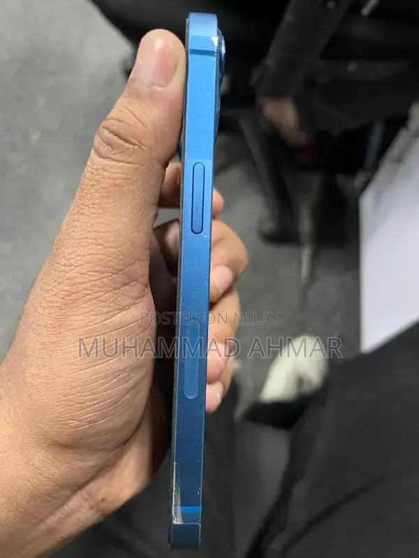 Apple iPhone 13 - 128GB Smartphone with Excellent Condition