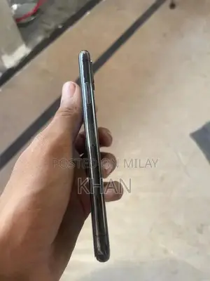 Apple iPhone XS 64GB Smartphone with Advanced Features