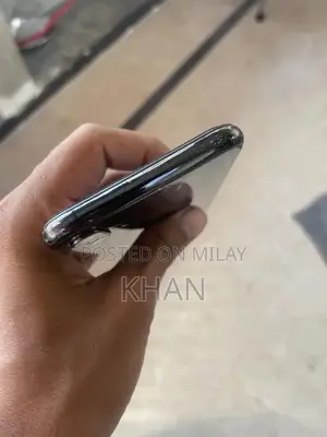 Apple iPhone XS 64GB Smartphone with Advanced Features