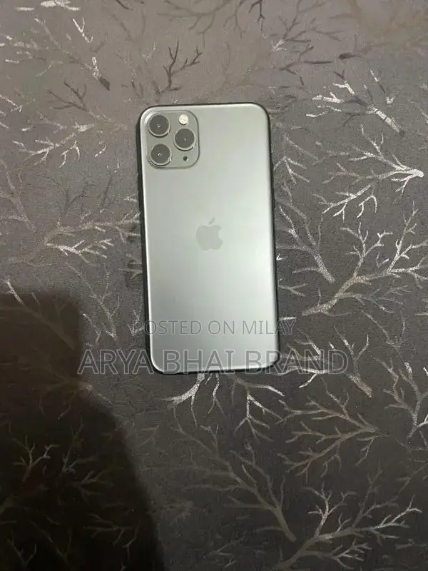 Apple iPhone 11 Pro 64GB Smartphone Unlocked