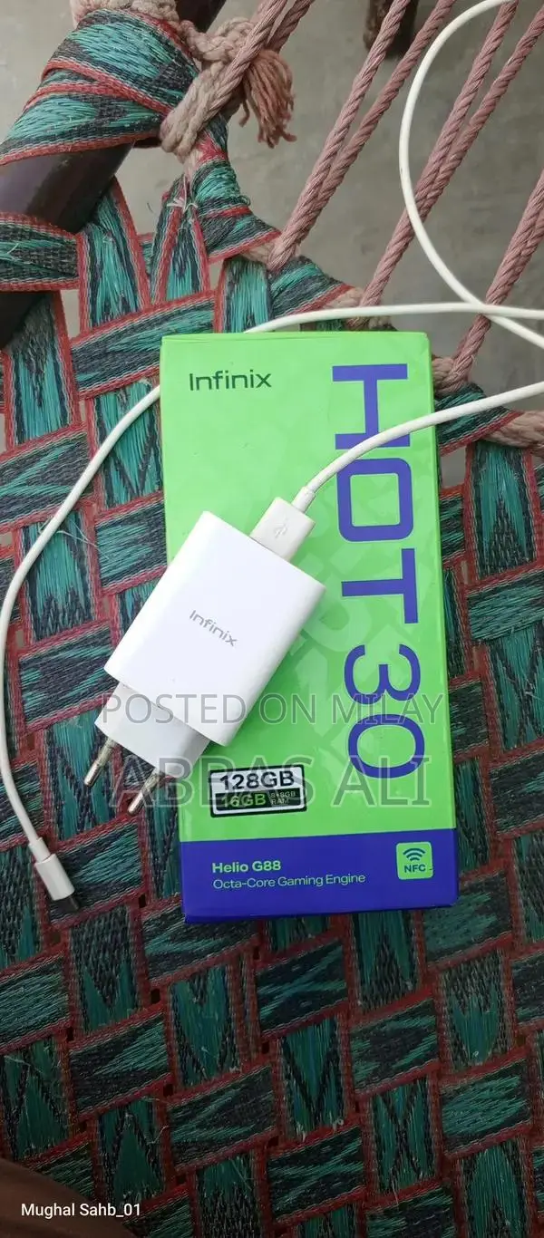 Infinix Hot 30 Smartphone 8GB RAM 128GB Storage