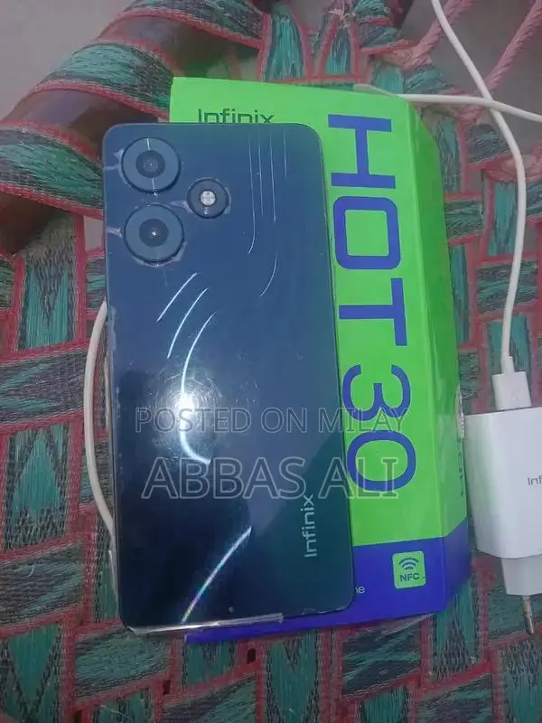 Infinix Hot 30 Smartphone 8GB RAM 128GB Storage