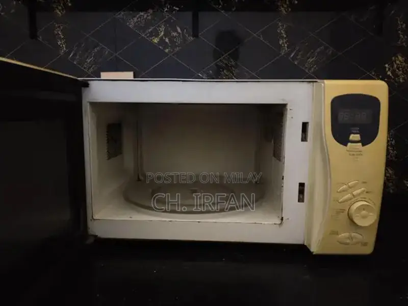 Kentax Large Capacity Microwave Oven - Spacious Kitchen Appliance