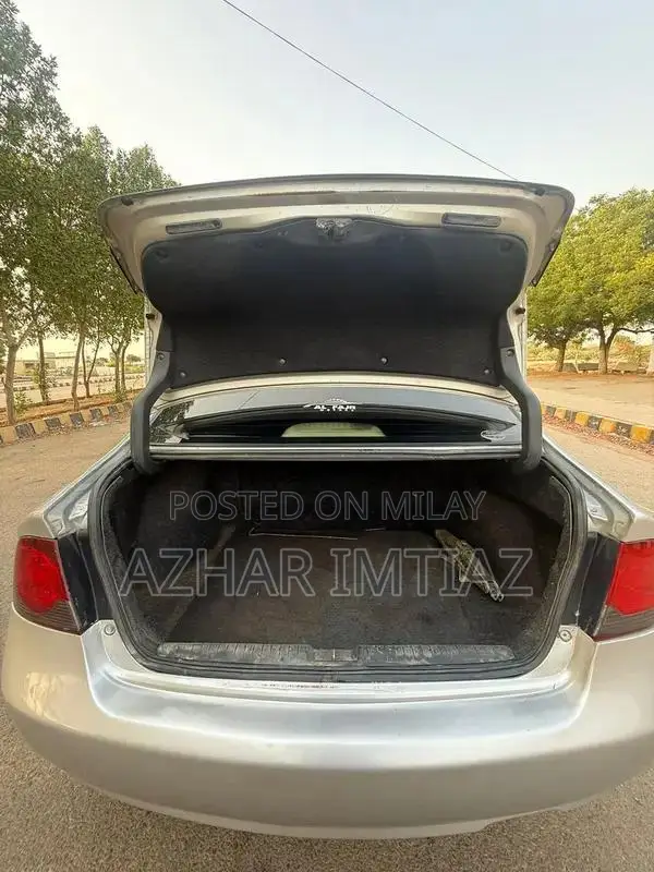 Honda Civic Hybrid Sedan - UK Import Compact Car