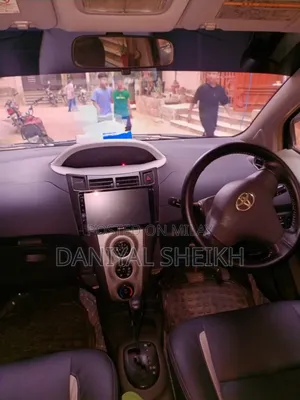 Toyota Vitz 2008 Black