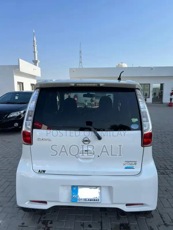 Nissan Dayz Highway Star G Compact Crossover