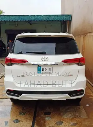 Toyota Fortuner 2018 Four-Wheel Drive SUV