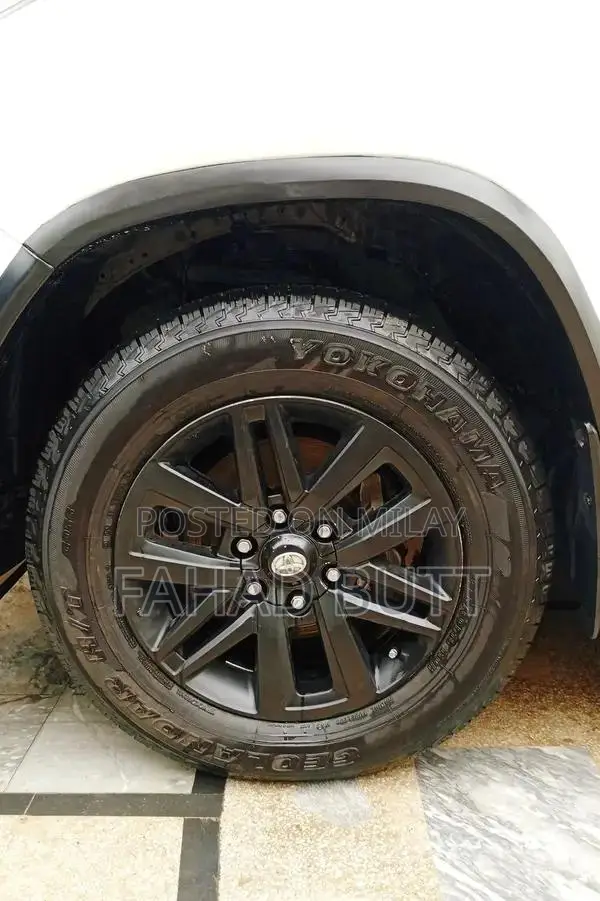 Toyota Fortuner 2018 Four-Wheel Drive SUV