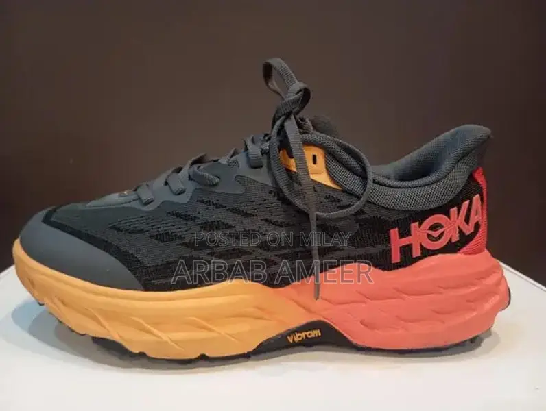 Hoka Speedgoat 5 Trail Running Shoes - Size 40 Euro