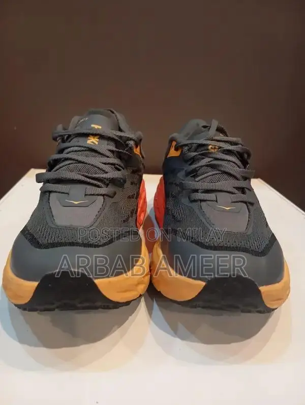 Hoka Speedgoat 5 Trail Running Shoes - Size 40 Euro