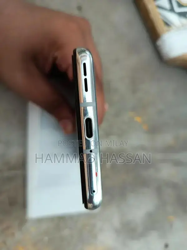 OnePlus 8T Smartphone 12GB RAM 256GB Storage Gaming Edition