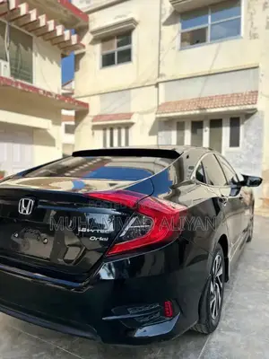 2018 Honda Civic 1.8 CVT Black Sedan