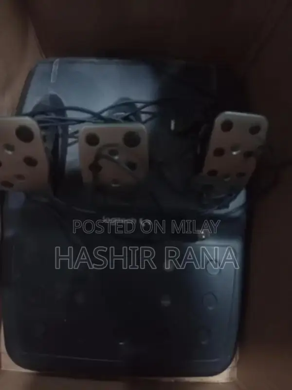 Logitech G29 Racing Wheel with Complete Pedal and Shifter Set