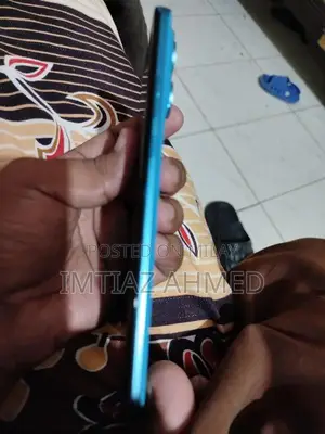 Motorola Edge 40 5G Smartphone - 12GB RAM, 256GB Storage