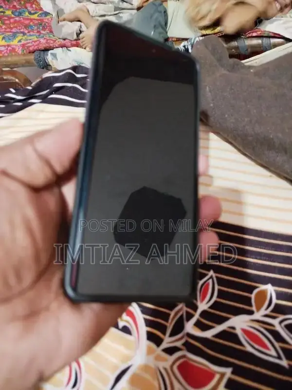 Motorola Edge 40 5G Smartphone - 12GB RAM, 256GB Storage