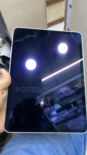 Photo - Apple iPad M2 Tablet 128GB