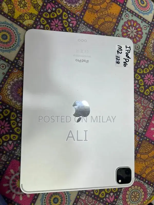 Apple iPad M2 Tablet 128GB