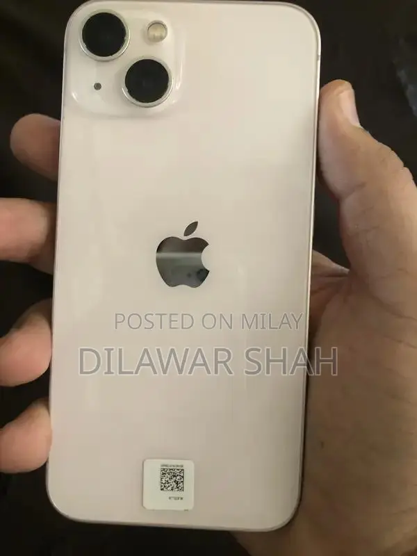 Apple iPhone 13 128GB Smartphone - Excellent Condition