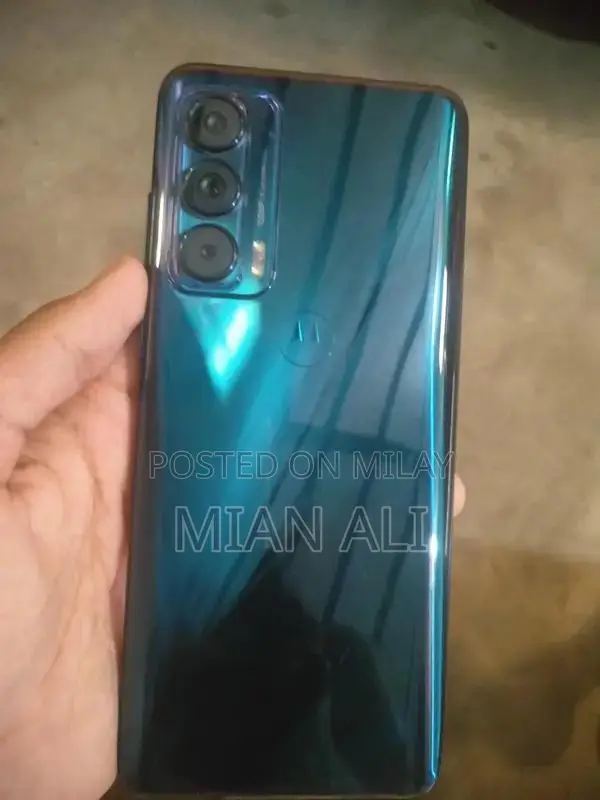 High-Performance Motorola Edge Smartphone for Gaming