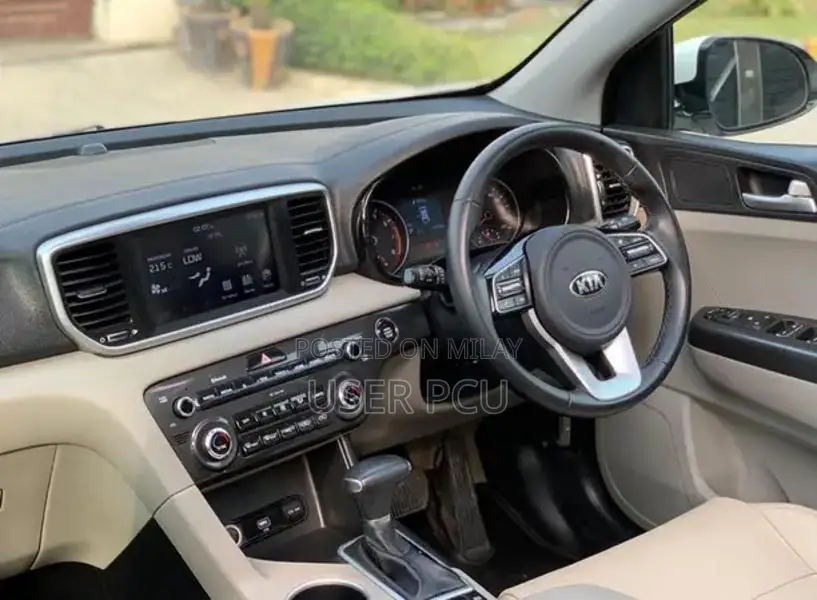 2021 Kia Sportage FWD SUV - Genuine Condition