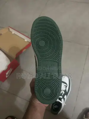 Nike Air Force 1 Sneakers - Classic Urban Streetwear Shoes