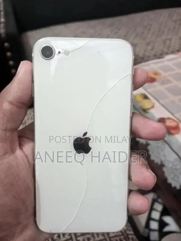 Apple iPhone SE 2020 Compact Smartphone 128GB Unlocked