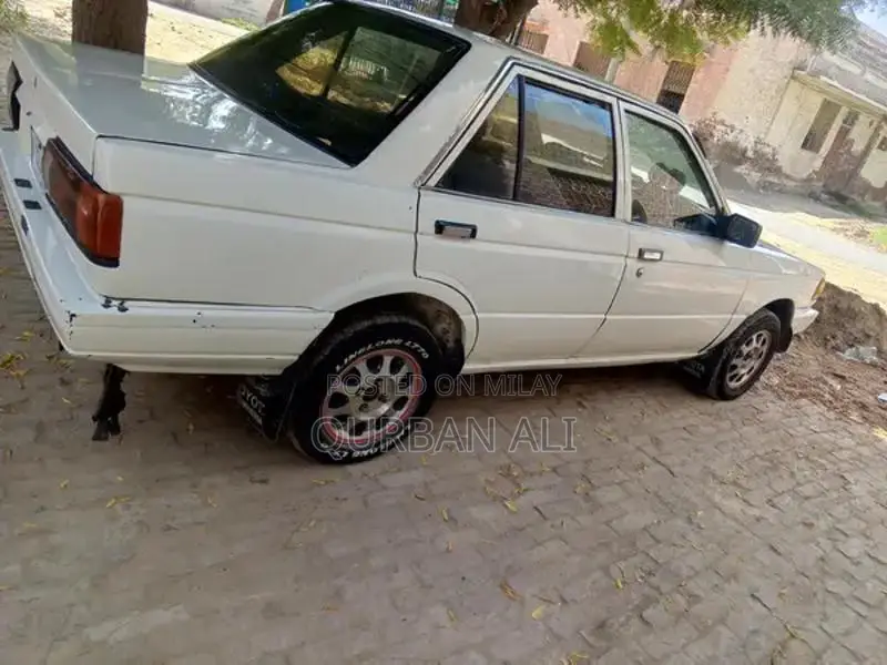 1989 Nissan Sunny Sedan - Used Condition