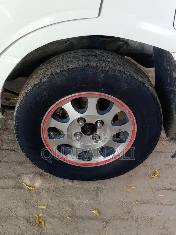 1989 Nissan Sunny Sedan - Used Condition