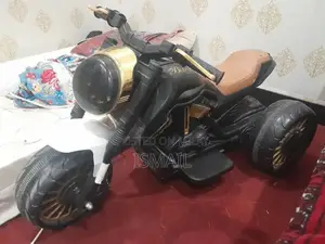 Photo - Electric Kids Bike - Lightly Used Outdoor Ride