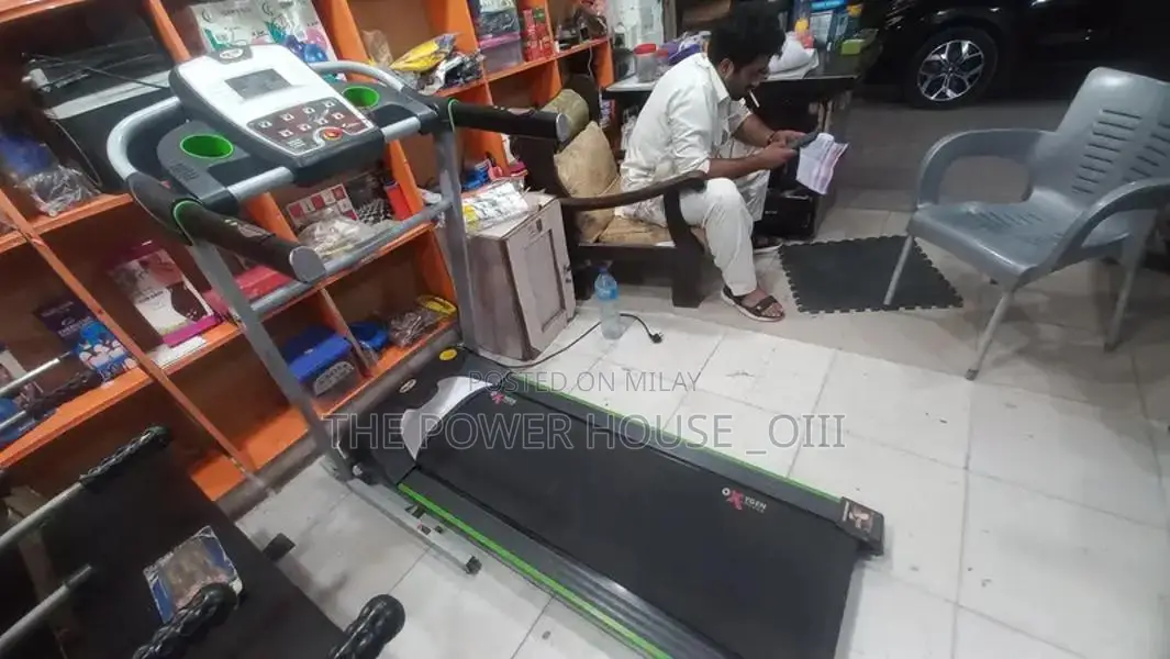 Oxygen Automatic Electric Treadmill for Home and Gym Exercise