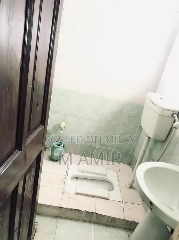 Independent Room for Monthly Rent in Westwood Colony