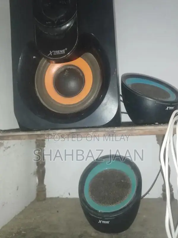 High Volume Sound Speaker Perfect for Travel and Personal Use