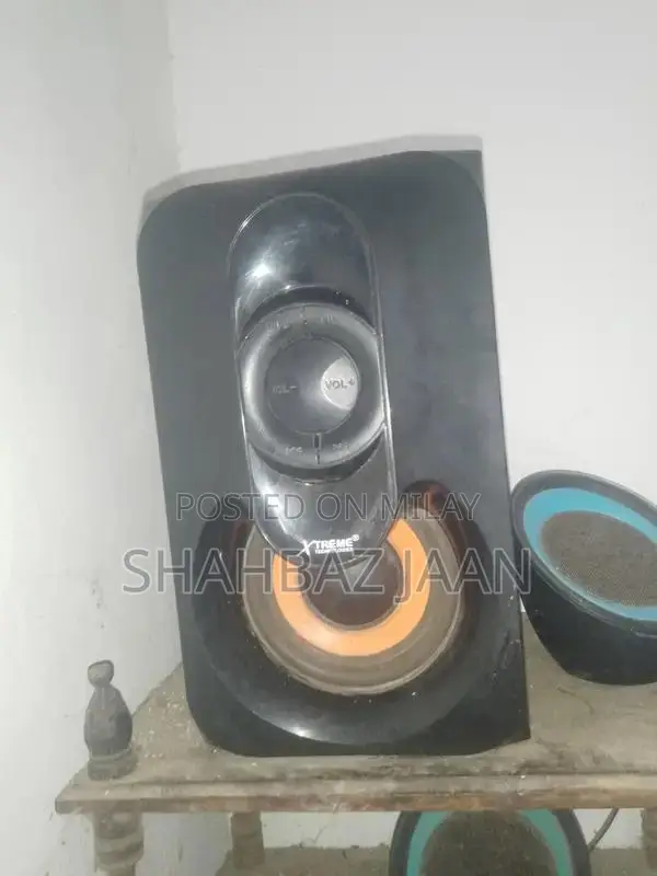 High Volume Sound Speaker Perfect for Travel and Personal Use