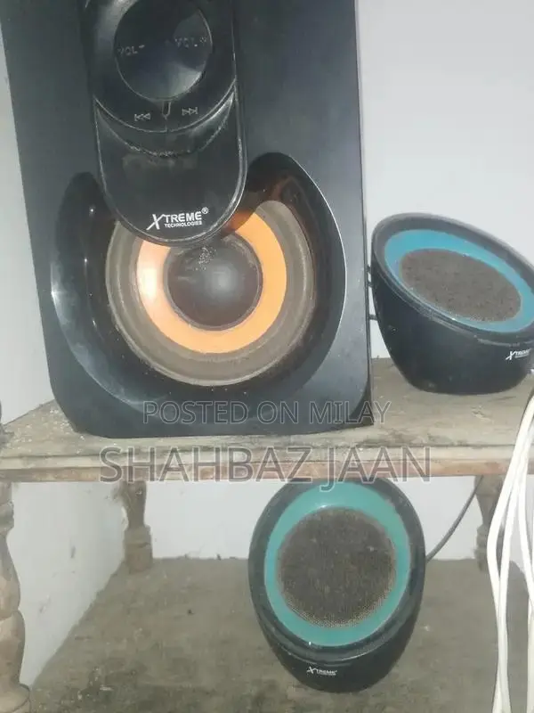 High Volume Sound Speaker Perfect for Travel and Personal Use