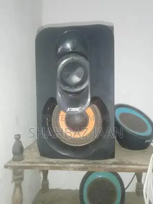High Volume Sound Speaker Perfect for Travel and Personal Use
