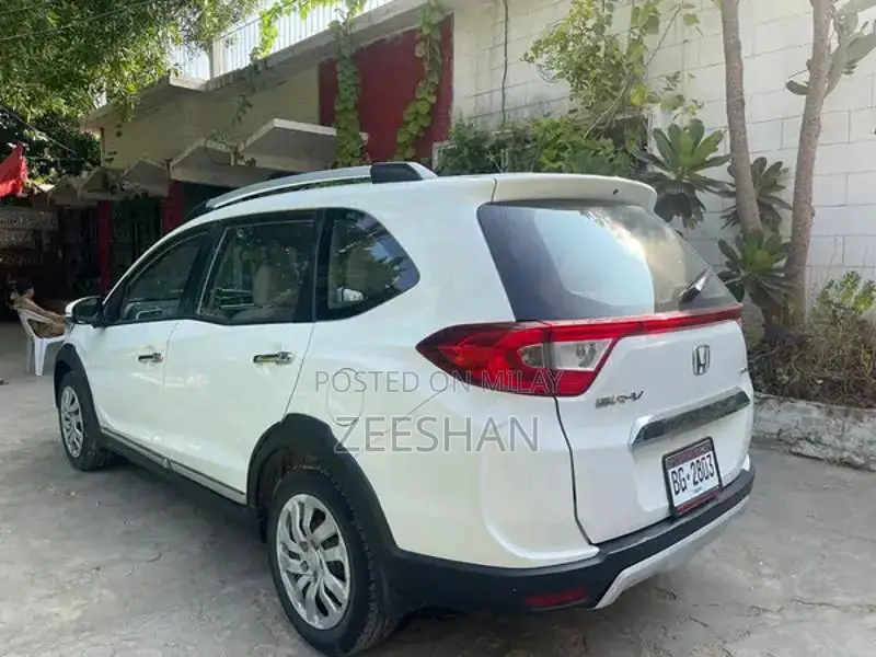 Honda BRV 7-Seater SUV - Family-Friendly Crossover