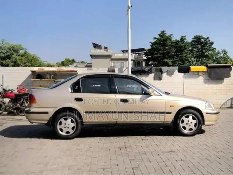 1998 Honda Civic Sedan - Well-Maintained Reliable Vehicle