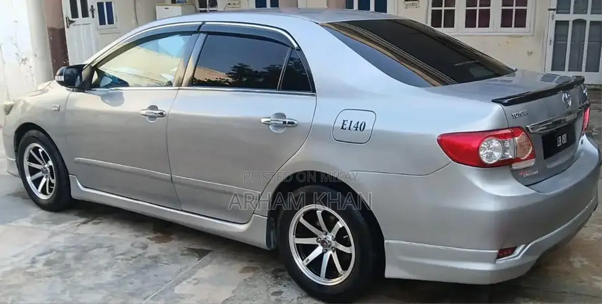 Toyota Corolla GLI 1.6 Automatic Sedan 2012