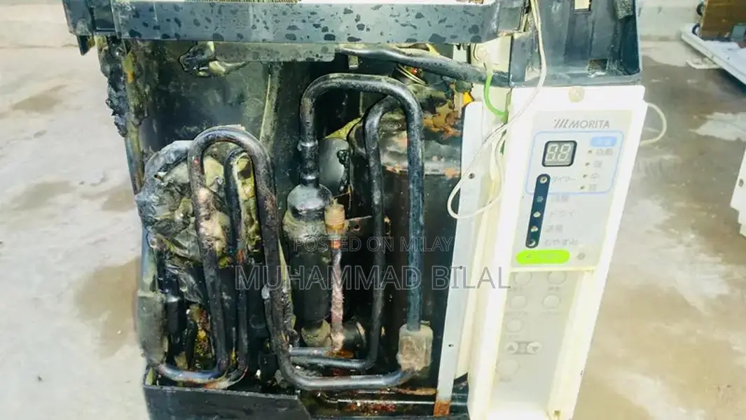 Morita 0.75 Ton Portable Air Conditioner - Japan Made