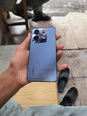 Gaming Smartphone with High Performance and Refresh Rate